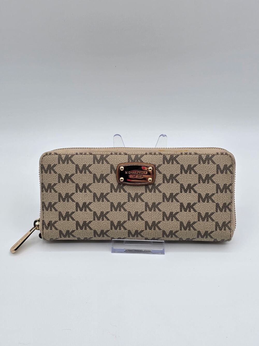 Michael Kors Jet Set Travel Continental Zip Around Wallet Vanilla Acorn